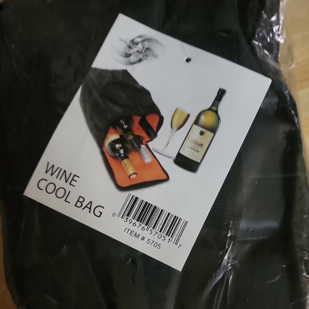 Black Wine Cool Bag 2 Available Both W Tags 1 In Bag 1 Not. As Pictured.